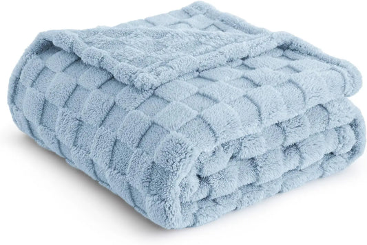 Bedsure Sea Blue Fleece Blanket for Couch - Super Soft Cozy Small Blanket - BeautiMass