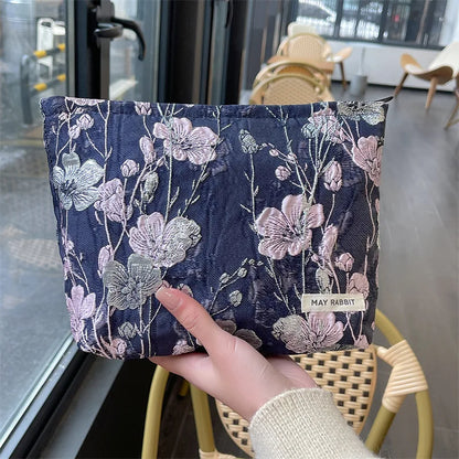 Vintage Relief Flower High-quality Makeup Bag for Women - BeautiMass