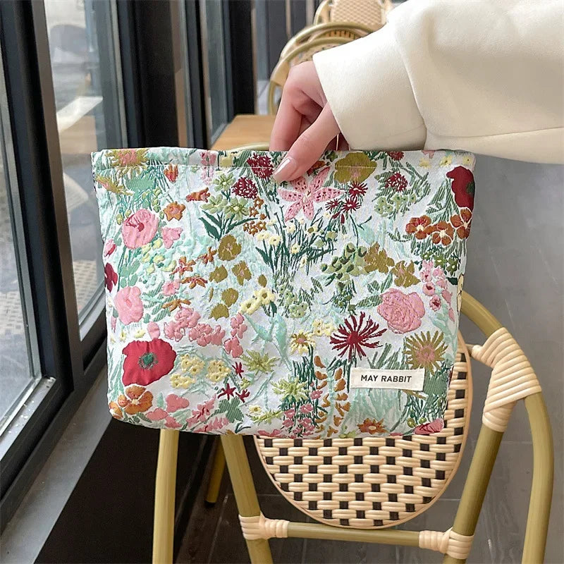 Vintage Relief Flower High-quality Makeup Bag for Women - BeautiMass