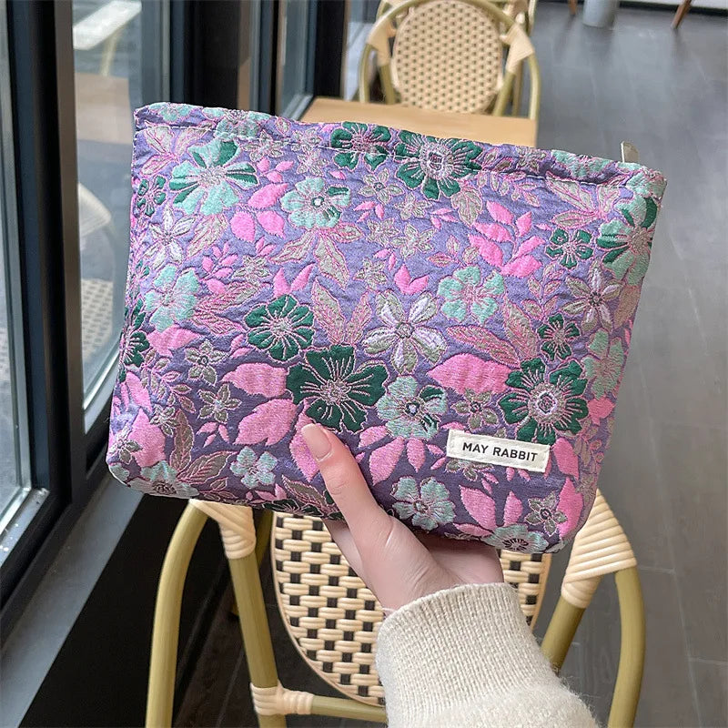 Vintage Relief Flower High-quality Makeup Bag for Women - BeautiMass