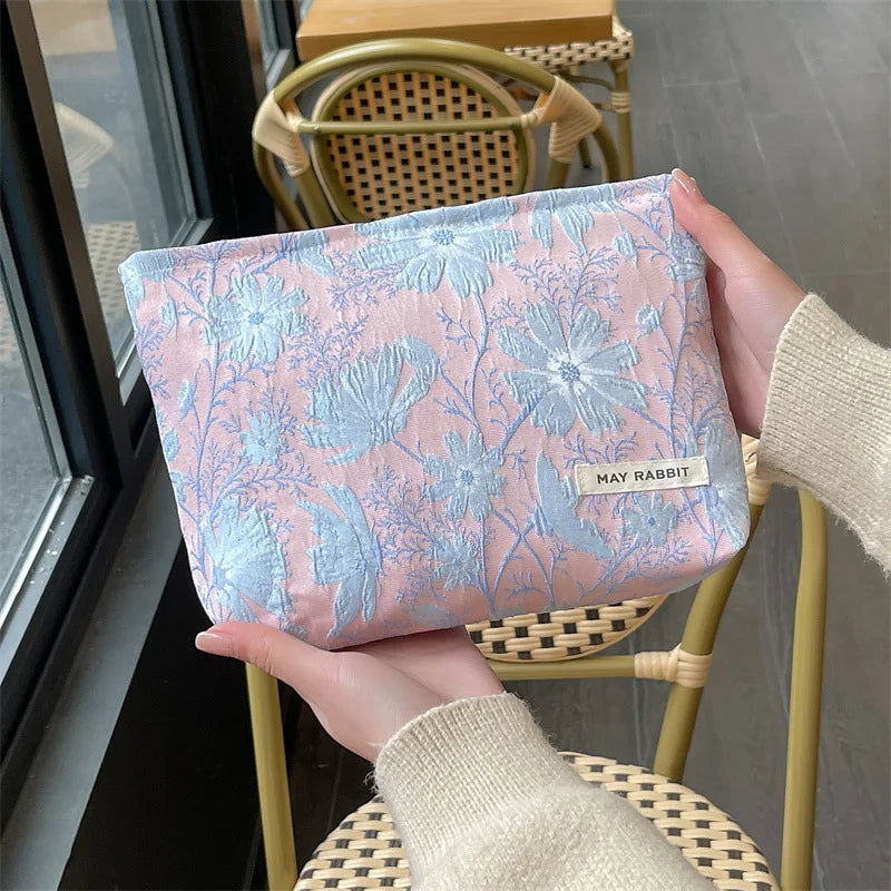 Vintage Relief Flower High-quality Makeup Bag for Women - BeautiMass